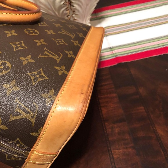 Authentic LV Alma - Picture 4 of 6